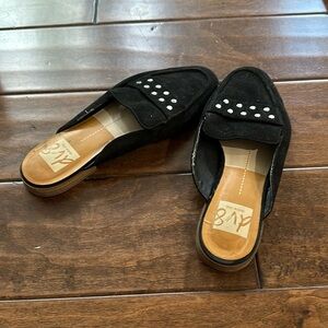 good condition black sandles worn a couple of times